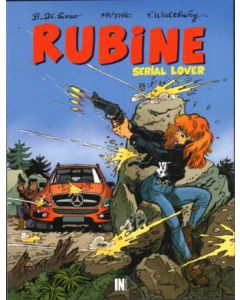 RUBINE: 14: SERIAL LOVER
NIEUW VERSCHENEN APRIL 2021,

Bourbonville, een parochie in Louisiana omgeven door bayou, maakt zich klaar voor de mondaine gebeurtenis van het jaar: het huwelijk van Eileen Lerouge met Trevor Smith… een Yankee! De avond kondig