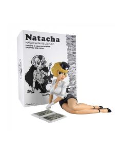NATASJA BEELD COLLECTOYS: NATASJA ZITTEND MET STRIPBOEK