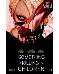 SOMETHING IS KILLING THE CHILDREN: 02: BOEK 2 NEDERLANDSE EDITIE